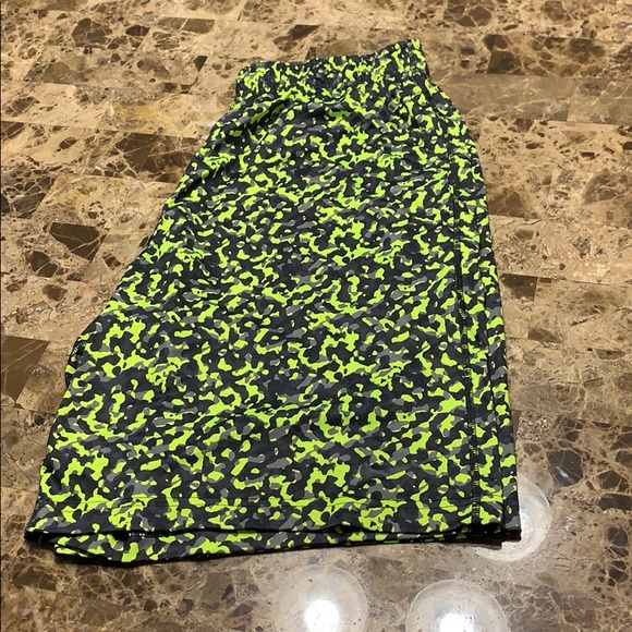 Nike Dri Fit Shorts - Picture 3 of 4